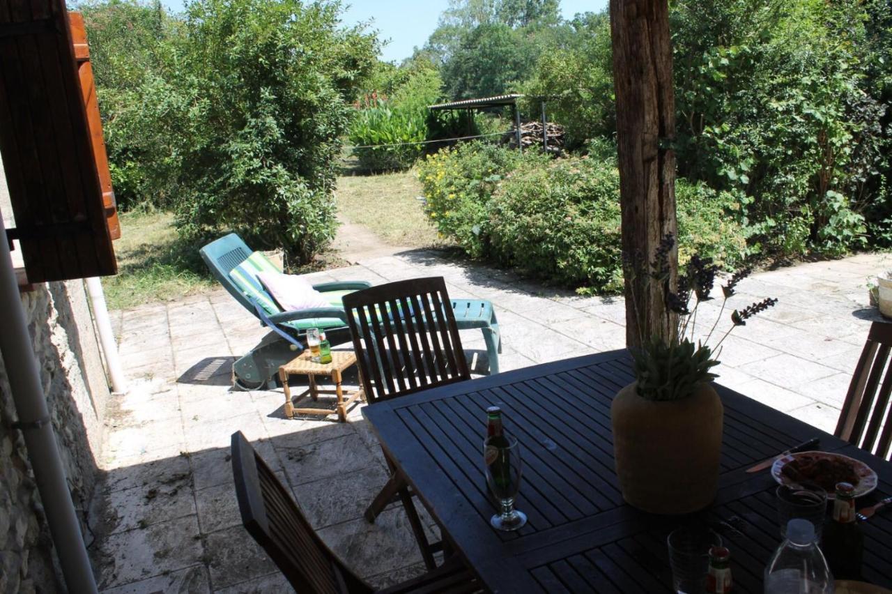 Grand gîte de campagne capacité jusqu'à 10 personnes Chantenay-Saint-Imbert Extérieur photo