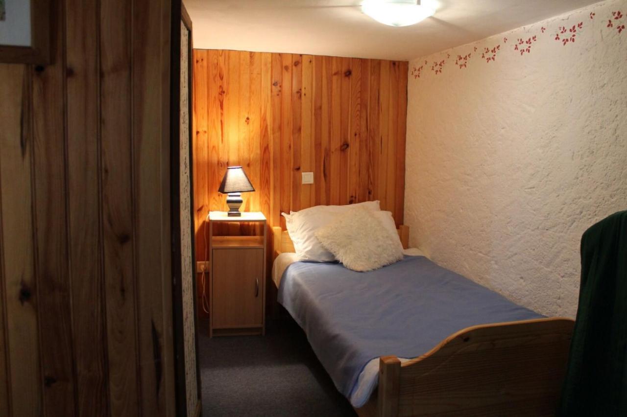 Grand gîte de campagne capacité jusqu'à 10 personnes Chantenay-Saint-Imbert Extérieur photo