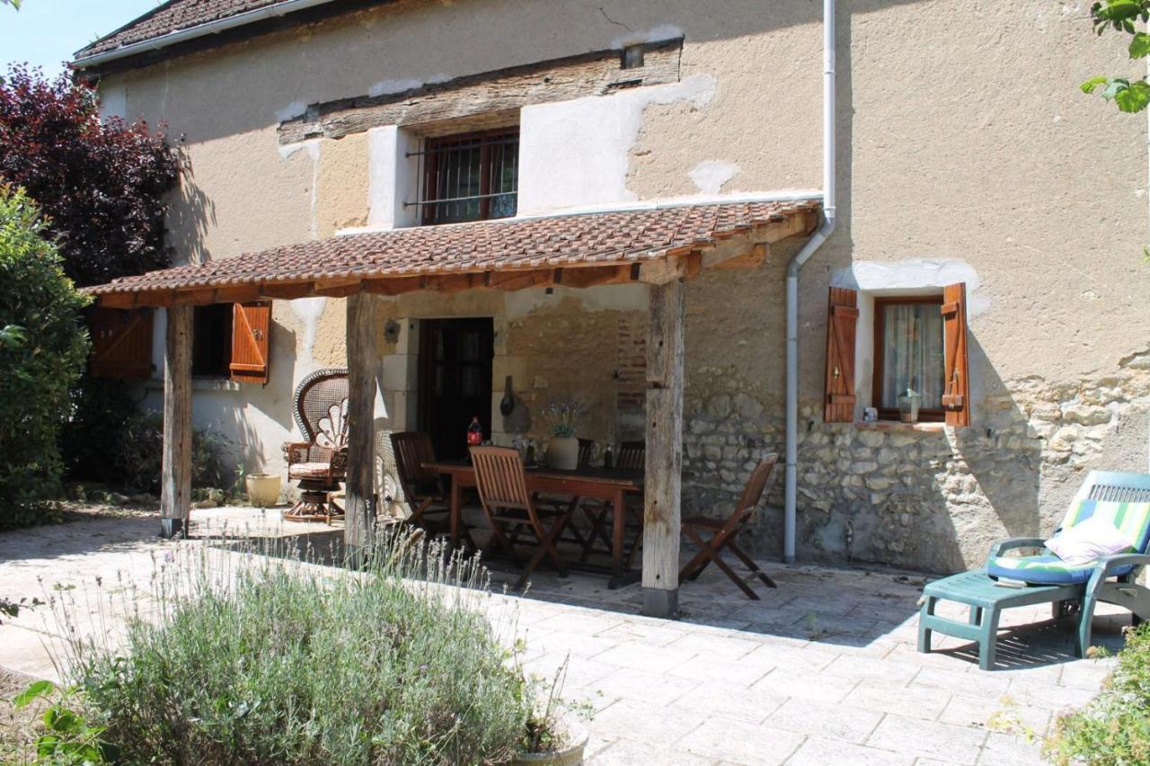 Grand gîte de campagne capacité jusqu'à 10 personnes Chantenay-Saint-Imbert Extérieur photo